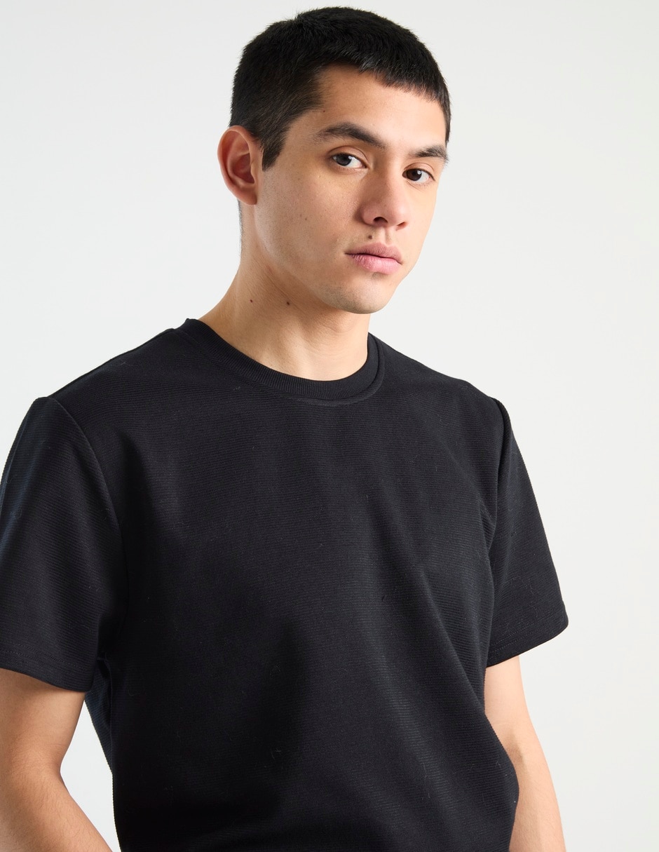 Playera cuello redondo para hombre 4