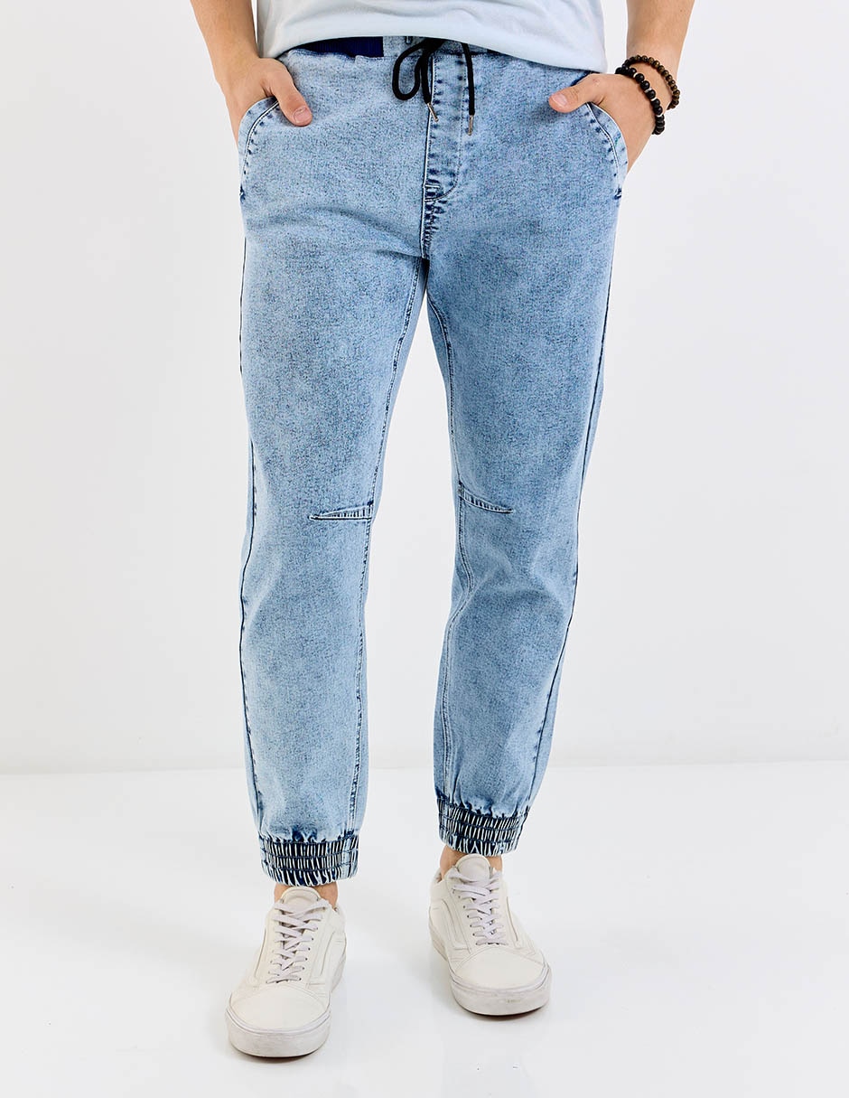 Jeans jogger slim deslavado para hombre 5