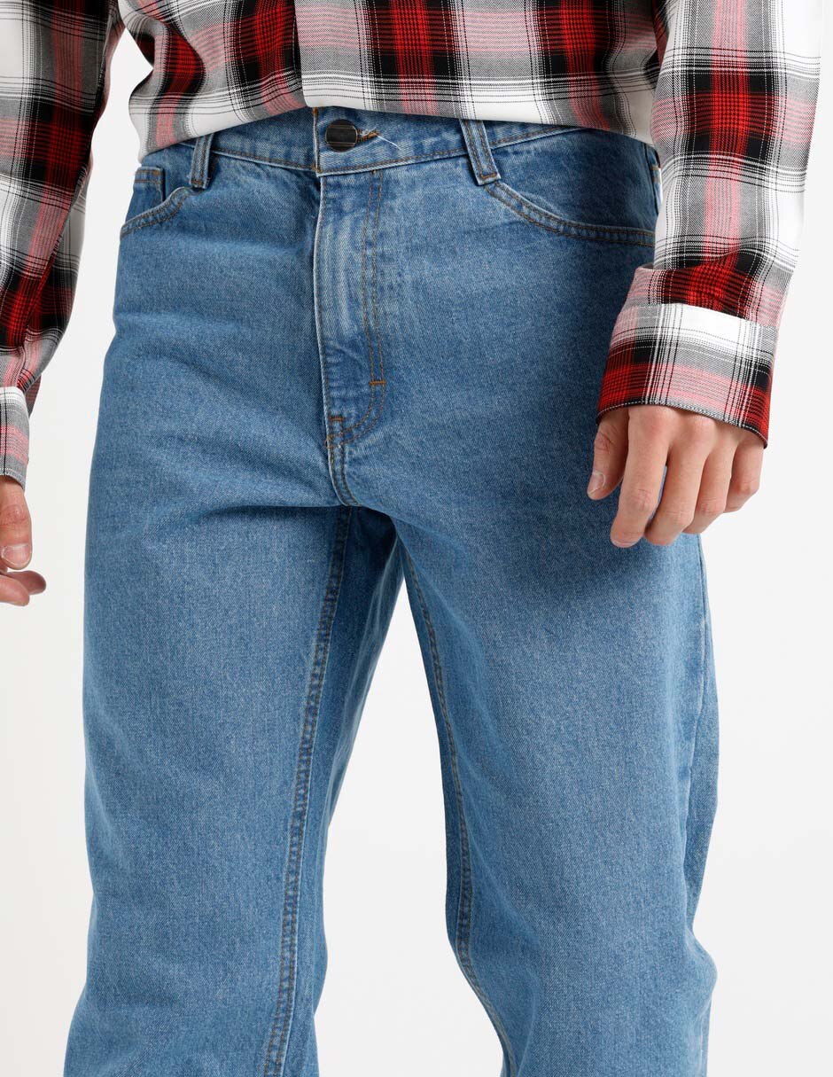 Jeans straight lavado claro para hombre 4