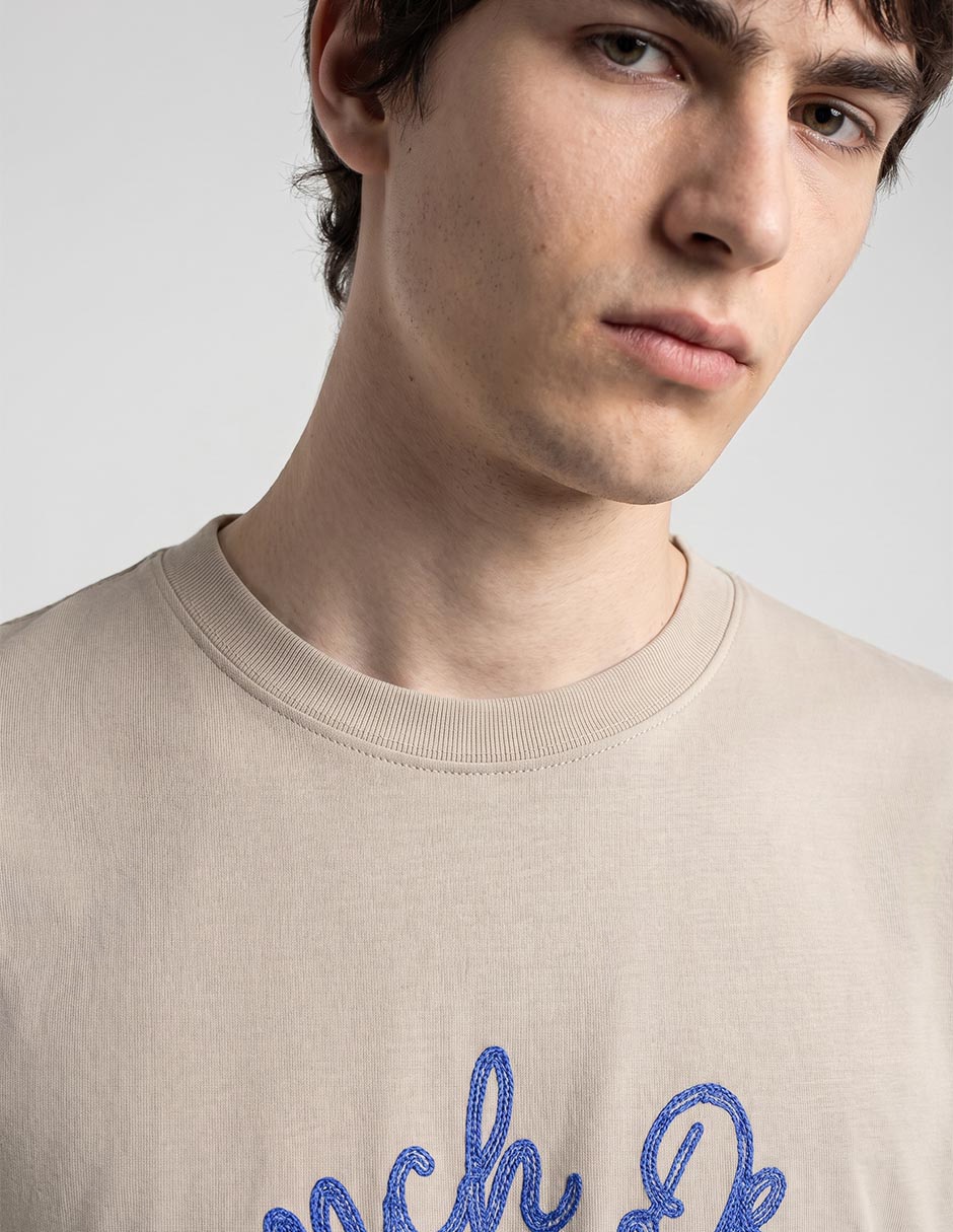 Playera cuello redondo para hombre 4