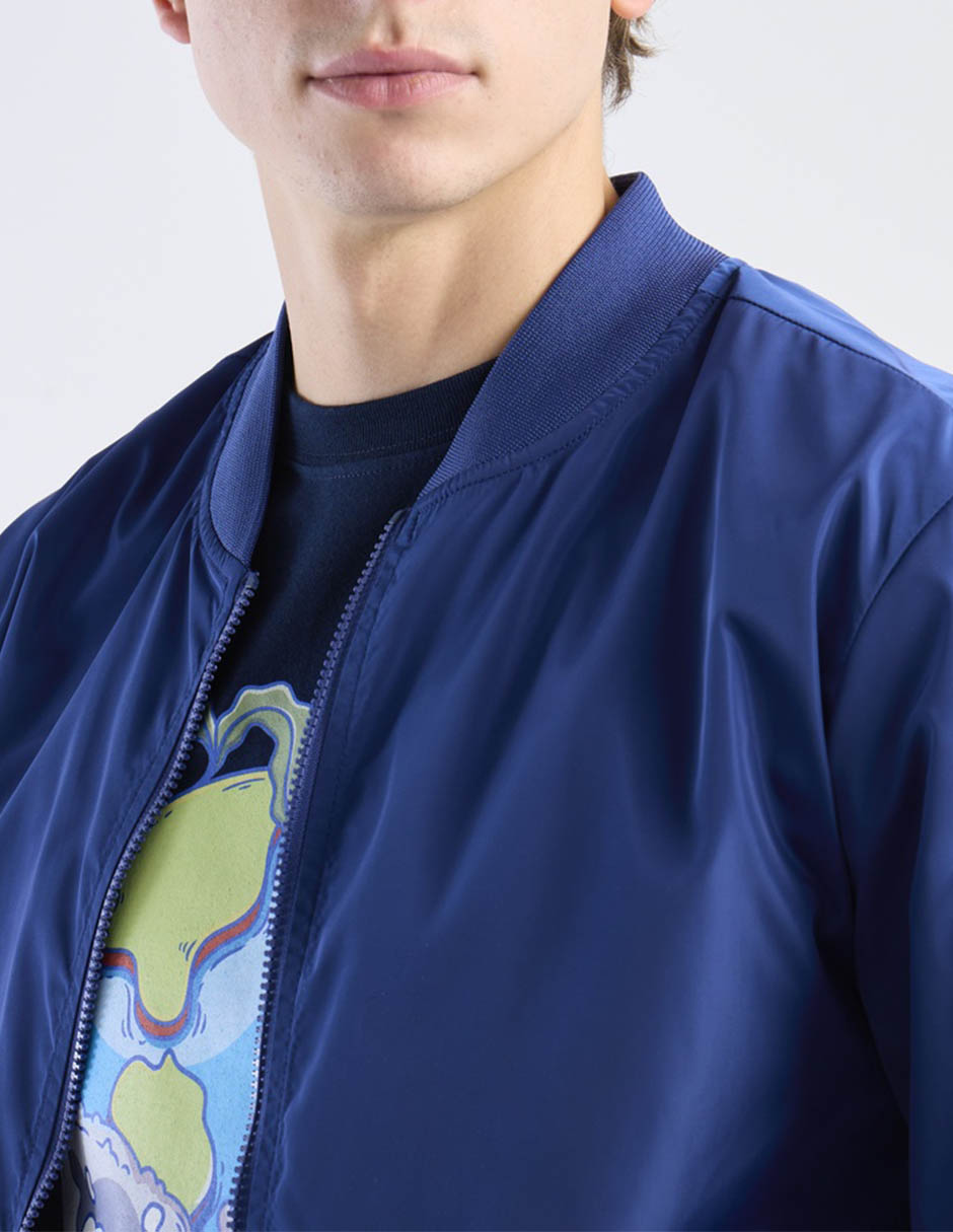 Chamarra bomber con bolsillos para hombre 4