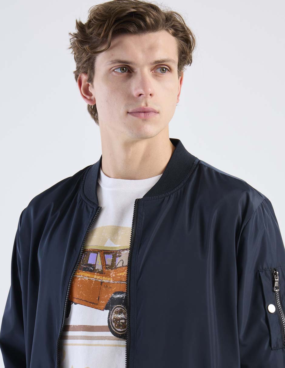 Chamarra bomber con bolsillos para hombre 4