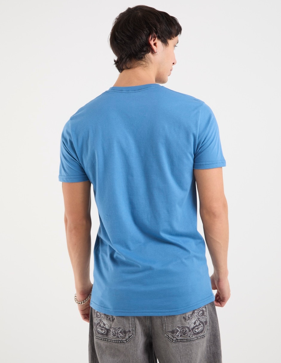 Playera cuello regular para hombre 6