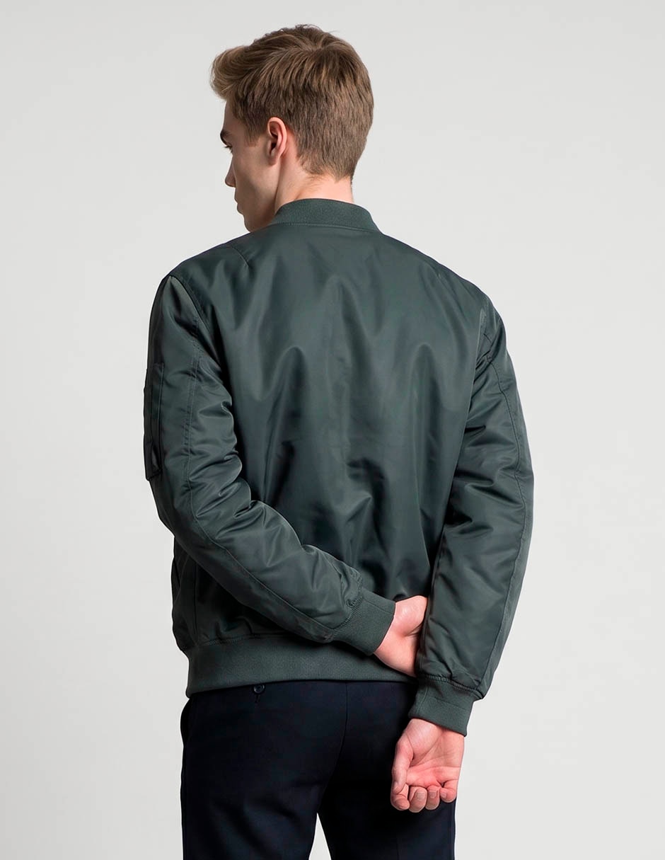 Chamarra casual con bolsillos para hombre